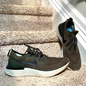 Nike Flyknit React Size 11 - Men’s